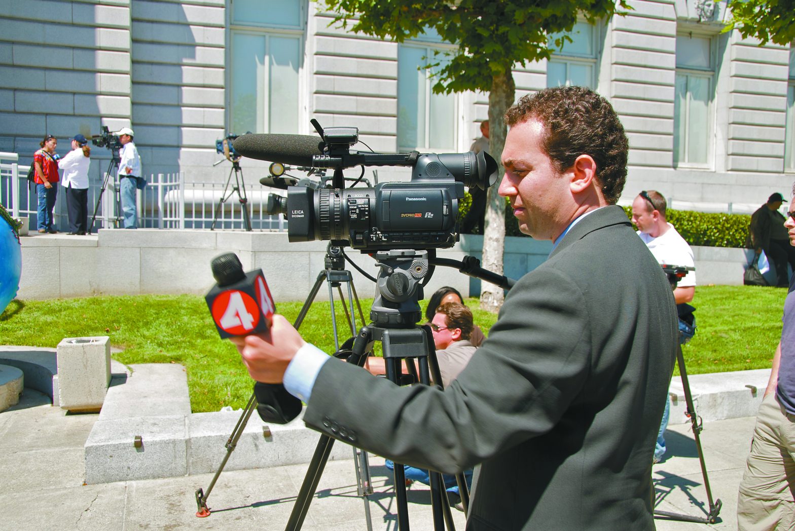 media-kron1-sr.jpg