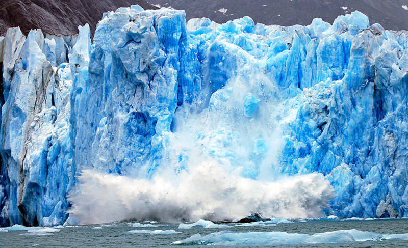 glaciercalving-800x487.jpg