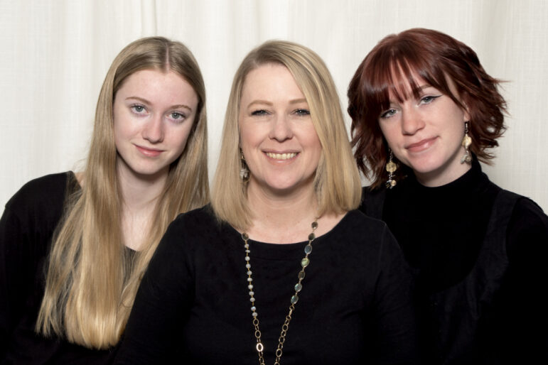 Tina Swithin, center, blogged for years about her court struggle in San Luis Obispo County to get custody of her teenage daughters, Kailani, left, and Makena, right.